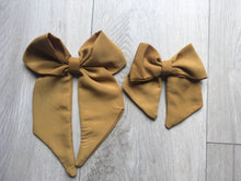 Load image into Gallery viewer, Other Fabrics Hair Bows
