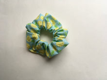 Load image into Gallery viewer, Pineapple Scrunchy
